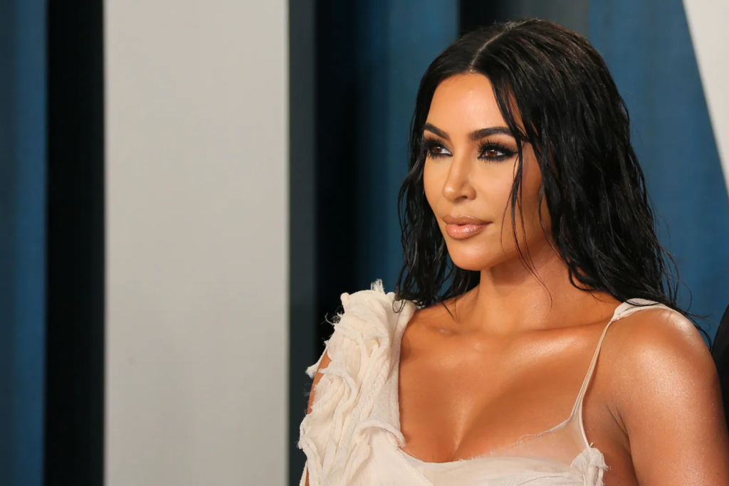 Why Is Kim Kardashian Under Fire For Her Intimate Pose With A Tesla Robot? 4 image 580