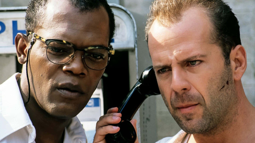Samuel L. Jackson Reveals The Billion Dollar Career Advice Bruce Willis Gave Him On Set! 4 Jackson