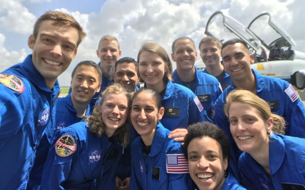 NASA Changes First Woman on Moon Plan After Trump’s Executive Order! What's The Reason Behind A Major Shift? 4 image 944