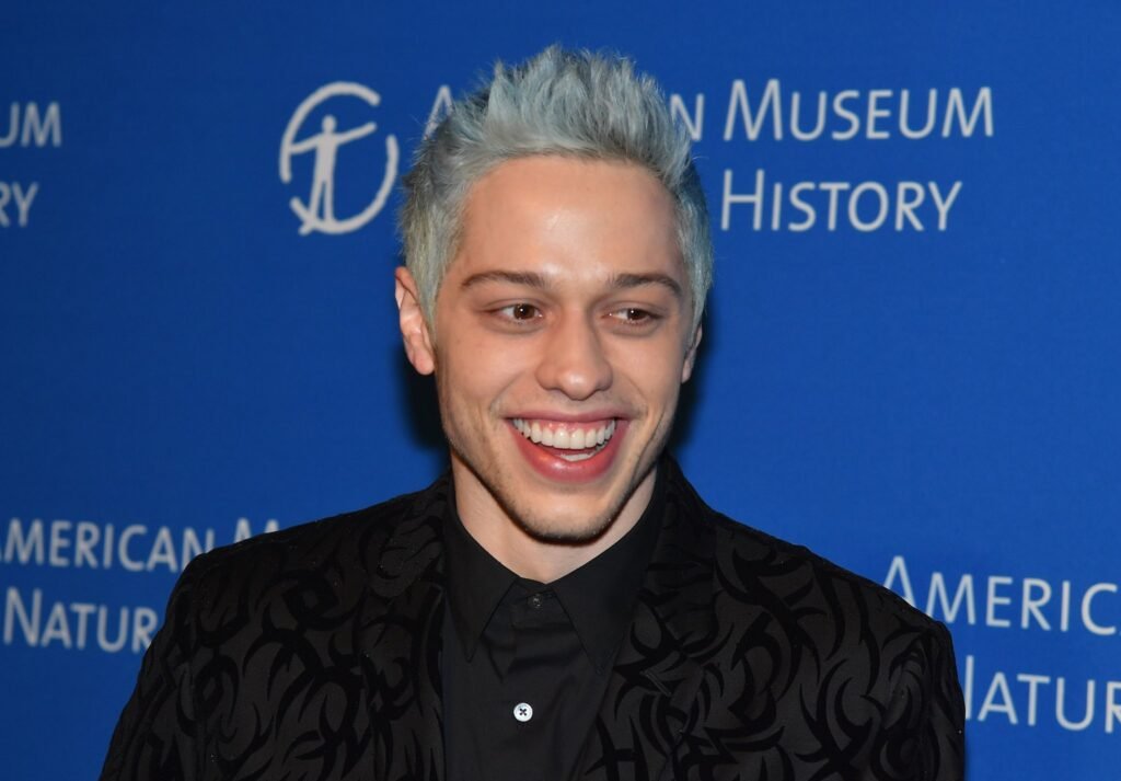 Pete Davidson Exposed The Shocking Truth Behind Celebrities On Hot Ones! 8 Pete Davidson